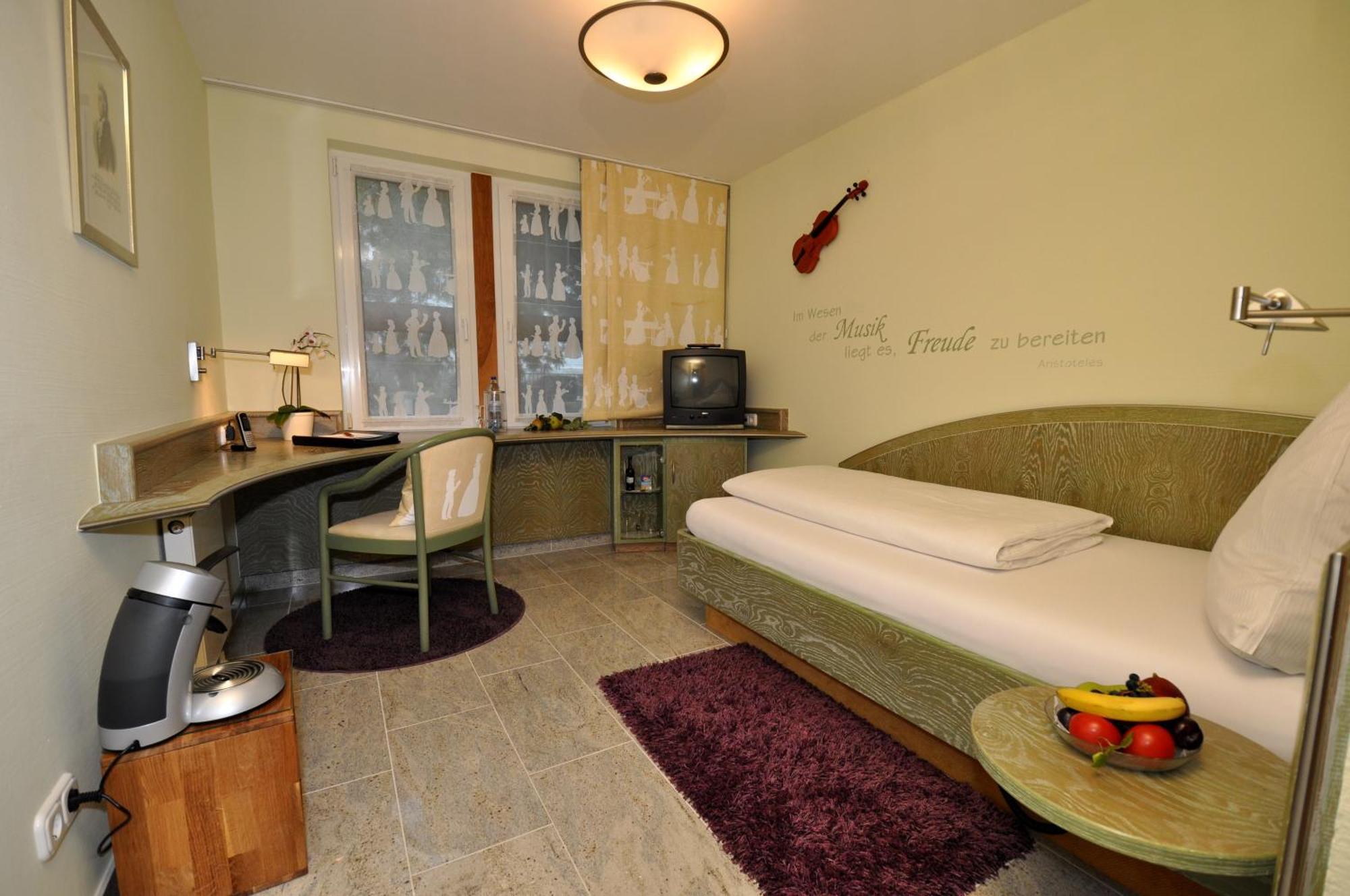 Malerwinkel Hotel Bergisch Gladbach Exterior foto